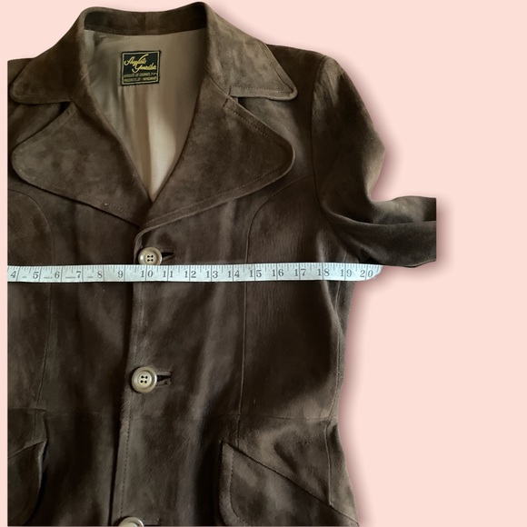 Augusto González Suede Coat - Picture 9 of 15